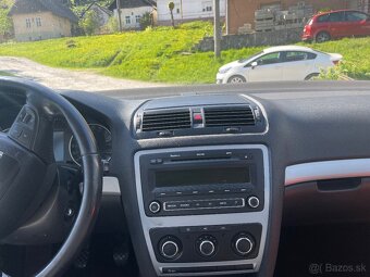 ŠKODA OCTAVIA COMBI 1.6 CR TDI 77KW Rok výroby:2013 - 13