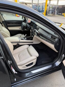 BMW 730D - 13