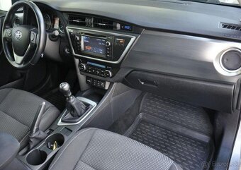 Toyota Auris 1,6I ČR KEYLESS 2xKOLA KAMERA 97 kw - 13