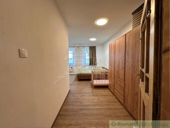 Vidiecky dom na samote s veľkým pozemkom na bývanie, chalu - 13