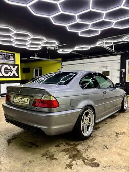 BMW 330 Ci e46 - 13