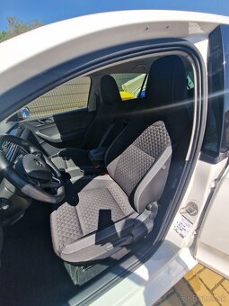Škoda Rapid 1.2 TSI 66kw SPB Tour de France - 13