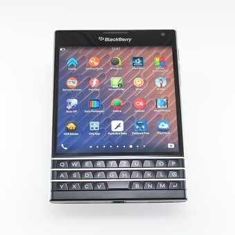 BlackBerry Passport - 13