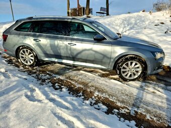 Škoda Superb Combi 2.0 TDI Style DSG 110kw,2019-tka,panorama - 13