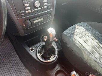 Ford Fusion 1.6 TDCi Plus - 13
