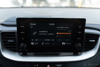-V ZÁRUKE- Kia XCeed 1.4 T-GDi Silver -NEBÚRANÉ- - 13