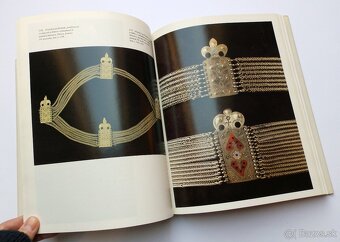 Predám knihu Šperk - 13