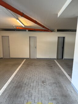 Prenájom 2-izbového bytu v novostavbe s garážovým státím - 13