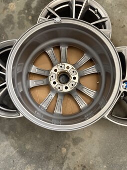 Hliníkové disky 5x112 R17 BMW G30 G31 Style 631 - 13