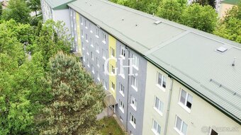 Skvelá adresa, veľký potenciál: 2-izbový byt na Okružnej v R - 13