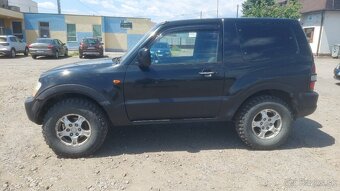 Mitsubishi Pajero 2002 2,5 TDi 73 kW - 13