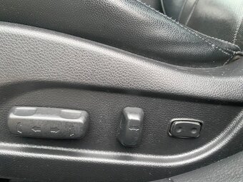 Predám Hyundai i40 SPORT CW(KOMBI) 1.7 CRDi R.V 2013 Kup SR - 13