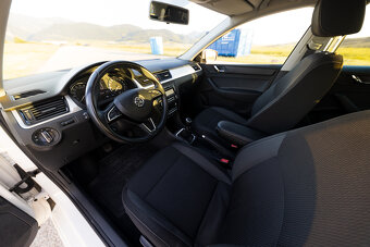 Škoda Rapid Spaceback 1.6 TDI 90k (66Kw) - 13
