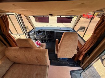 Autokaravan. - 13
