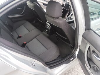 BMW Rad 3 320d A/T - 13