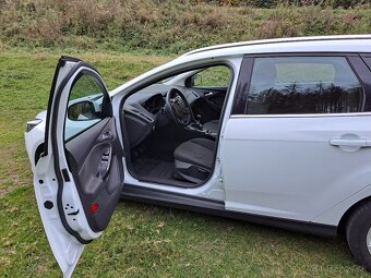 Ford Focus Combi 1.0 EcoBoost Rival X - rodinné auto - 13