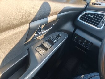 Suzuki SX4 S - Cross  1.4 ELEGANCE 4WD M6 - 13