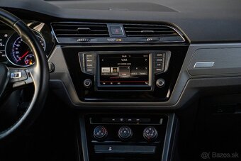 Volkswagen Touran 2.0 TDi 110kw M6 - 13