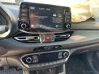 Hyundai i30 1.5 DPi Family - 13