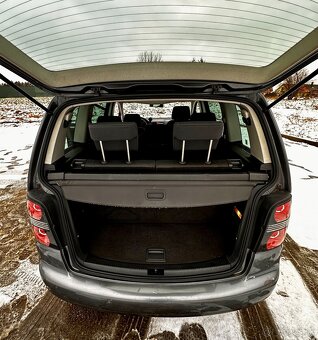 VW Touran 1T1 2.0 TDi 16V Highline - 13