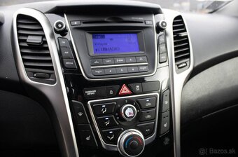 Hyundai i30 1.6 CRDi DOHC 16V Comfort - 13