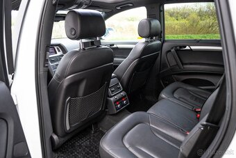 Audi Q7 3.0 Turbo Benzín Quattro 7Miest - 13