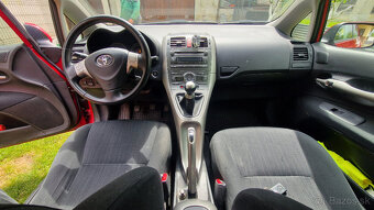 Toyota Auris 1,6 - 13