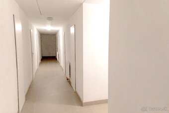 Na predaj 2i byt v Dunajskej Lužnej 68m2 balkón a pivnica - 13