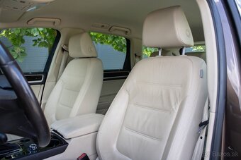 Volkswagen Touareg 3.0 TDI /AJ NA SPLÁTKY/ - 13
