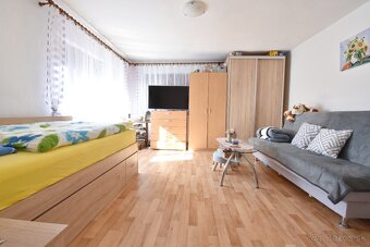 Rodinný dom s veľkým pozemkom 1130 m2, Ovčiarsko, Žilina - 13