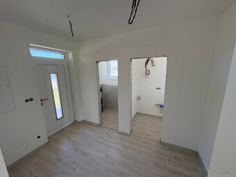 Novostavba v Nesvadoch - 13