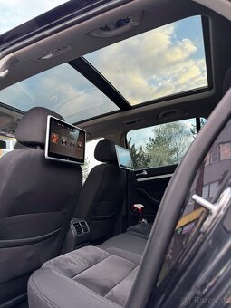 Volkswagen Golf Variant 2.0 TDI Highline DSG - 13