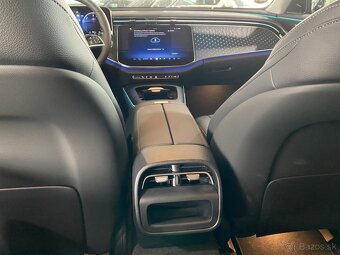 Mercedes-Benz E - 13