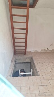 NA BÝVANIE, NA CHALUPU, s jazerom priamo za domom - 13