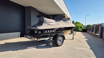 Vodný skúter Sea-Doo RXT 255 - 13