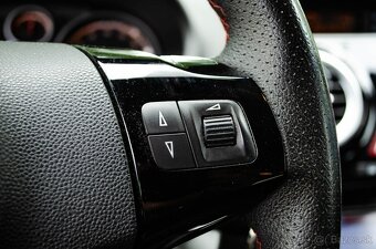 Opel Corsa 1.4 16V Cosmo - 13