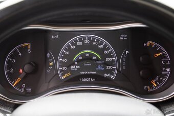 Jeep Grand Cherokee 3.0L V6 Overland A/T - 13