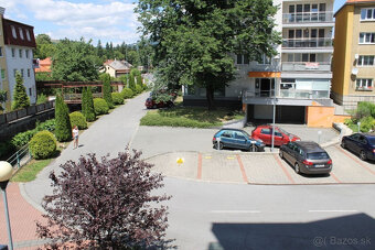3i byt v Novostavbe, centrum s garážou - 13