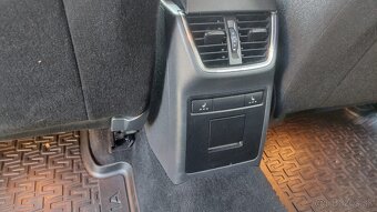 Predám Octavia 3 scout 2 TDI 135kw 4x4 - 13