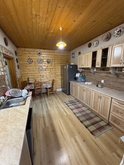 Kolesár reality predáva rodinný dom v obci Hidvégardó - 13