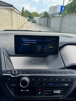 BMW i3s 120Ah, r.2022, Adaptív LED/Temp., Kamera, Vyhr.sedad - 13