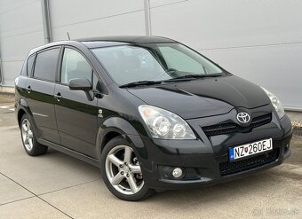 Toyota Corolla Verso 2.2 D-CAT 130 kW (177 PS) - 13