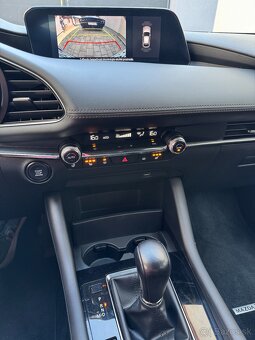 MAZDA 3 HATCHBACK, 2,0 SKYACTIV-X, BENZÍN+MHEV, AUTOMAT - 13