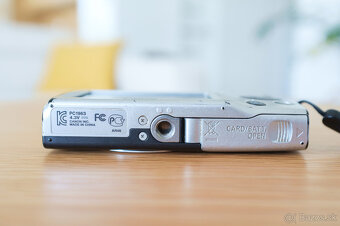 Canon PowerShot A2500 - 13