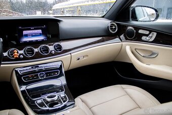 Mercedes-Benz E trieda Sedan 220 d 4MATIC - 13