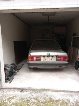 BMW 324 r.v.1988 diesel - na NÁHRADNÉ DIELY - 13