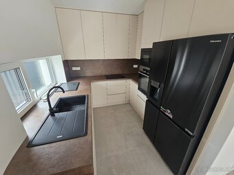 BRATISLAVA NOVOSTAVBA NA PREDAJ BYTY PARKOVANIE A ZÁHRADA - 13