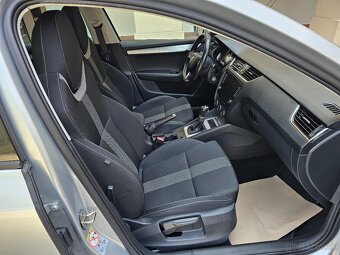 Škoda Octavia Combi 2.0 TDI DSG 4x4 F1 Sport DVD Webasto - 13