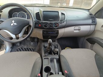 Mitsubishi L200 - 13