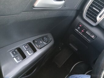 Kia Sportage IV 1,7 CRDi - 13